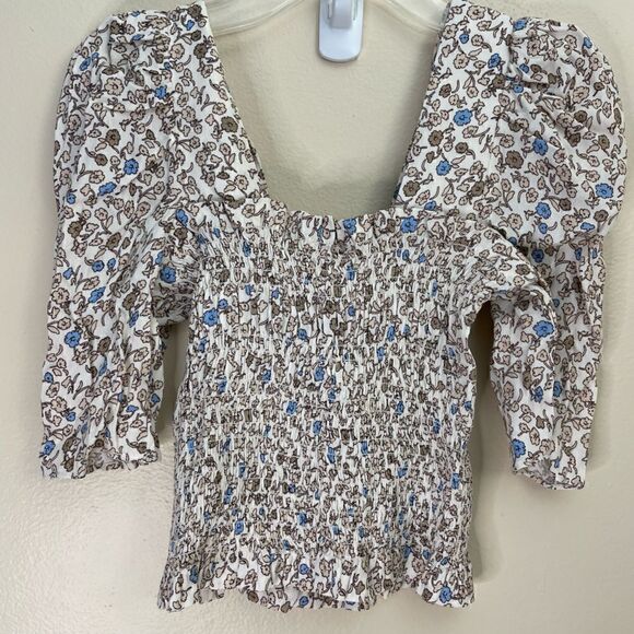 New!Olivaceous Top| 100% rayon| Small|ribbed| soft| cropped| stretchy|floral - Picture 3 of 16